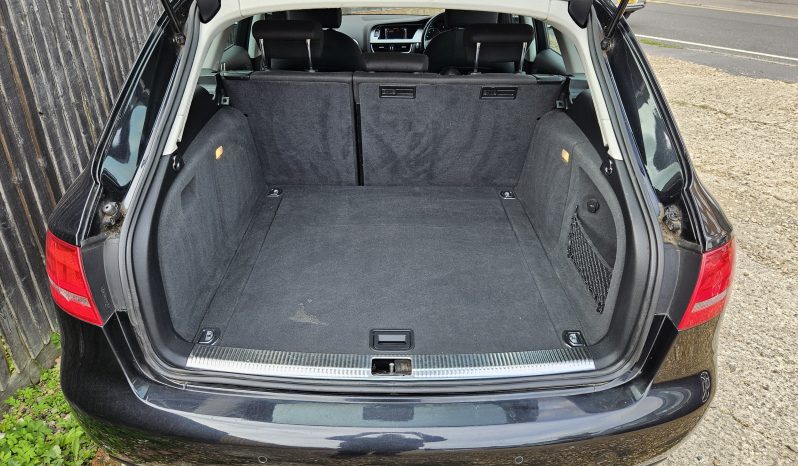 AUDI A4 2.0 TDI 143 SE 5dr Multitronic full