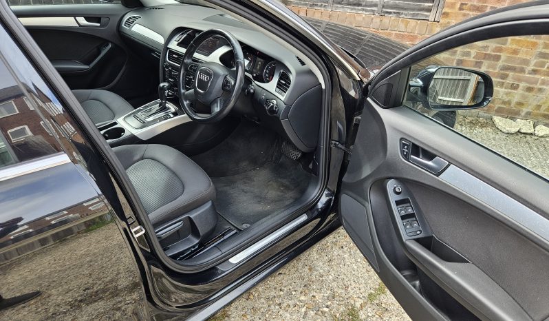 AUDI A4 2.0 TDI 143 SE 5dr Multitronic full