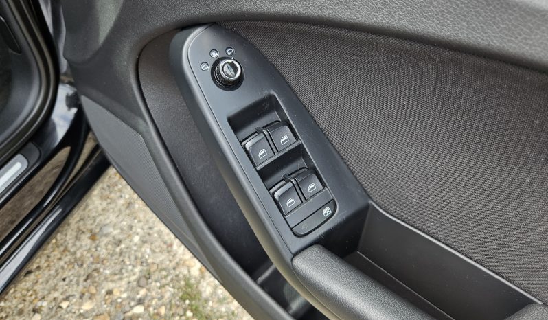 AUDI A4 2.0 TDI 143 SE 5dr Multitronic full
