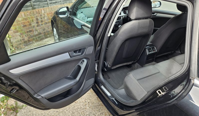 AUDI A4 2.0 TDI 143 SE 5dr Multitronic full