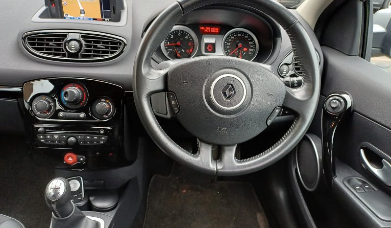 2012 Renault Clio 1.5TD Dynamique Tom Tom Hatchback 5d full