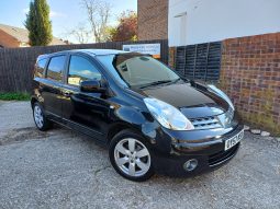 Nissan Note TEKNA 5-Door full