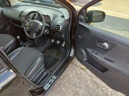 Nissan Note TEKNA 5-Door full