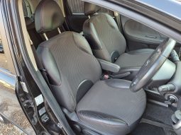 Nissan Note TEKNA 5-Door full
