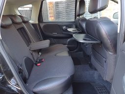 Nissan Note TEKNA 5-Door full