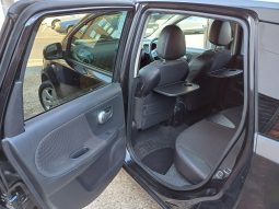 Nissan Note TEKNA 5-Door full