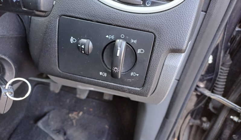 2008 Ford Focus ZETEC 5-Door full