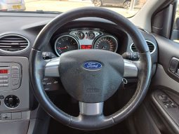 2008 Ford Focus ZETEC 5-Door full