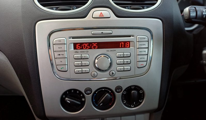 2008 Ford Focus ZETEC 5-Door full