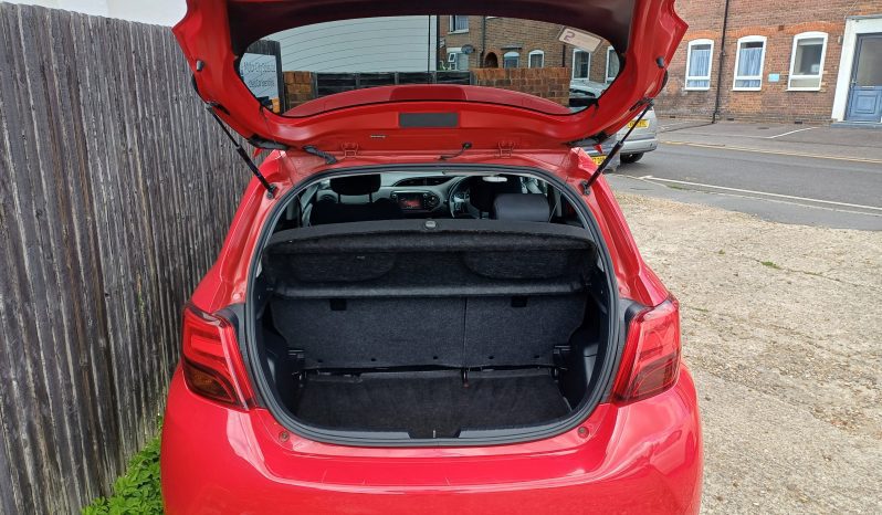 2014 Toyota Yaris Sport Vvt-I full