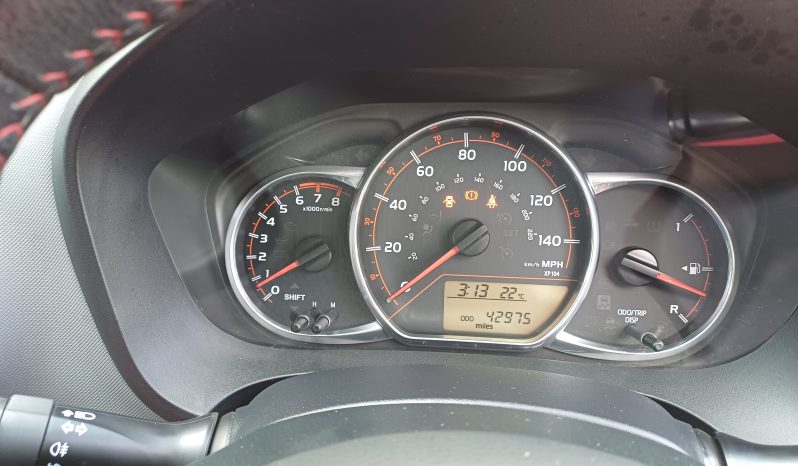 2014 Toyota Yaris Sport Vvt-I full