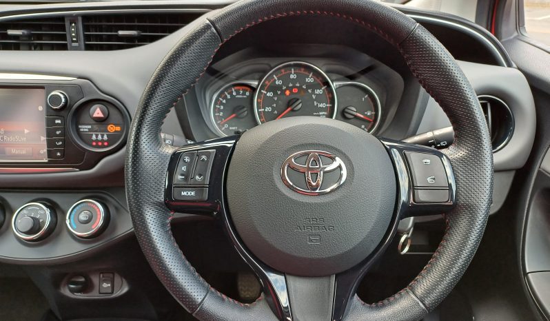 2014 Toyota Yaris Sport Vvt-I full