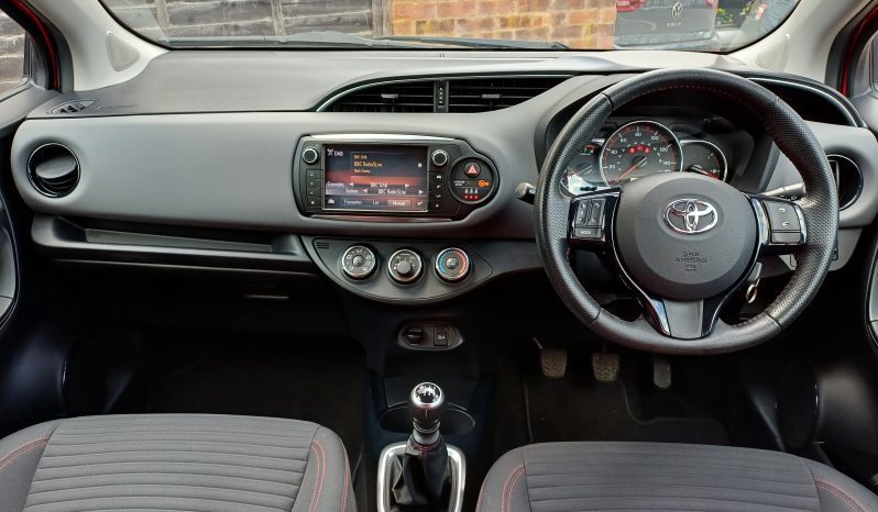 2014 Toyota Yaris Sport Vvt-I full