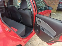 2014 Toyota Yaris Sport Vvt-I full