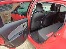 2014 Toyota Yaris Sport Vvt-I full