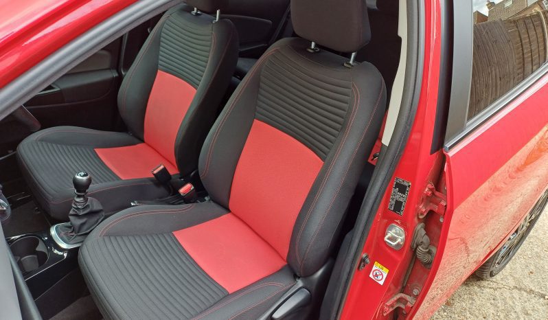 2014 Toyota Yaris Sport Vvt-I full