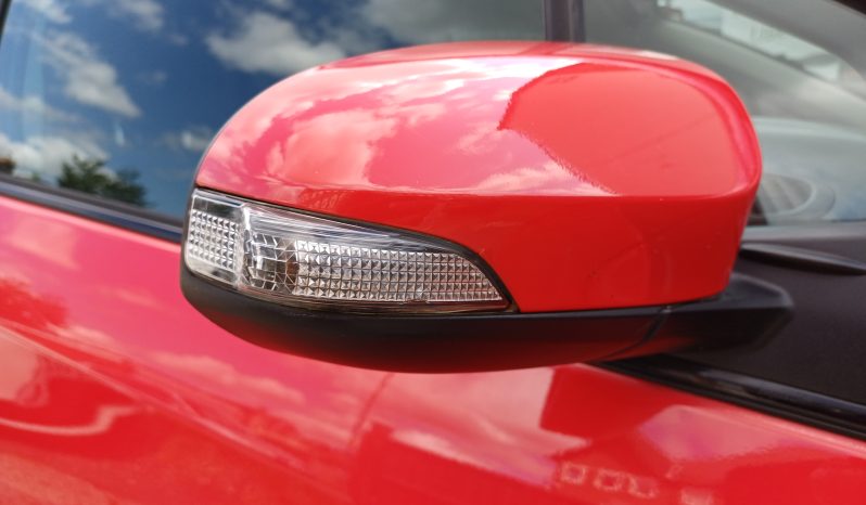 2014 Toyota Yaris Sport Vvt-I full