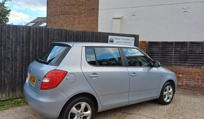 SKODA FABIA 1.6 TDI CR 90 SE 5dr full