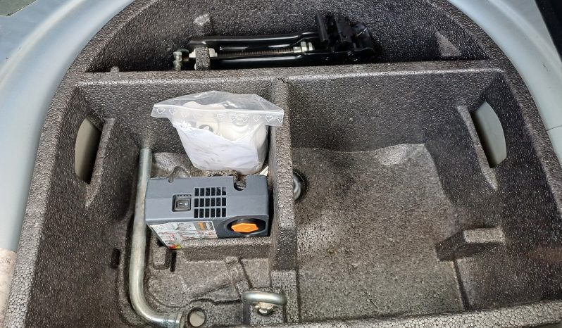 SKODA FABIA 1.6 TDI CR 90 SE 5dr full