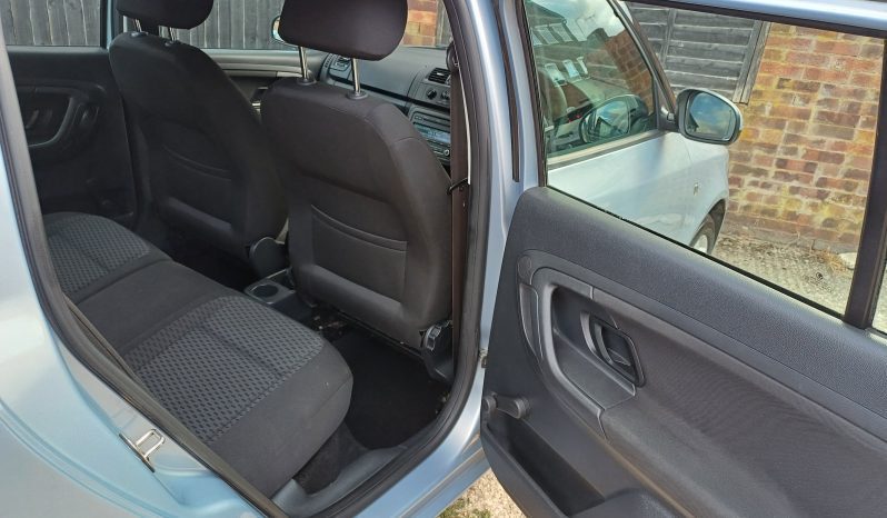 SKODA FABIA 1.6 TDI CR 90 SE 5dr full