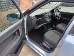 SKODA FABIA 1.6 TDI CR 90 SE 5dr full