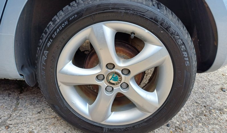 SKODA FABIA 1.6 TDI CR 90 SE 5dr full