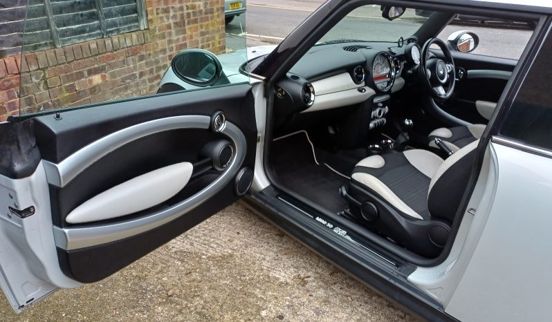 2009 MINI HATCHBACK 1.6 Cooper Camden 3dr full