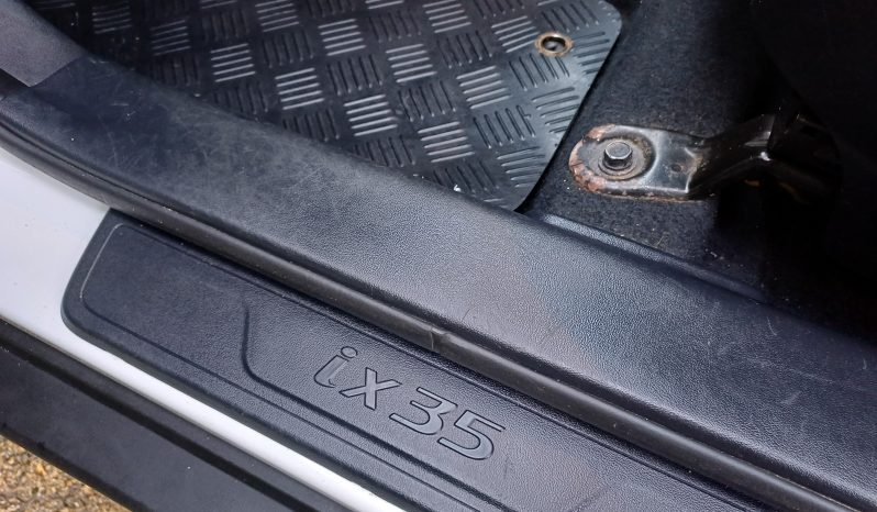 2014 HYUNDAI IX35 1.7 CRDi SE Nav 5dr 2WD full