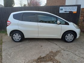 Honda Jazz I-VTEC – Automatic