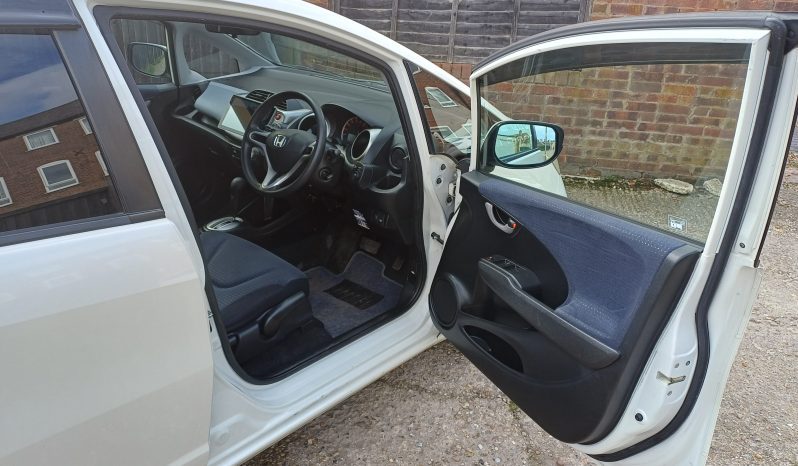 Honda Jazz I-VTEC – Automatic full