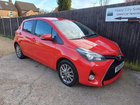 TOYOTA YARIS 1.33 VVT-i Icon 5dr