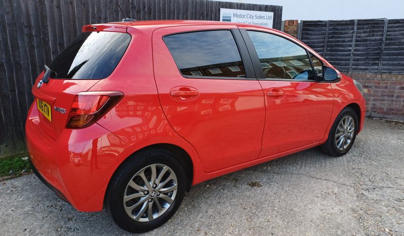 TOYOTA YARIS 1.33 VVT-i Icon 5dr full